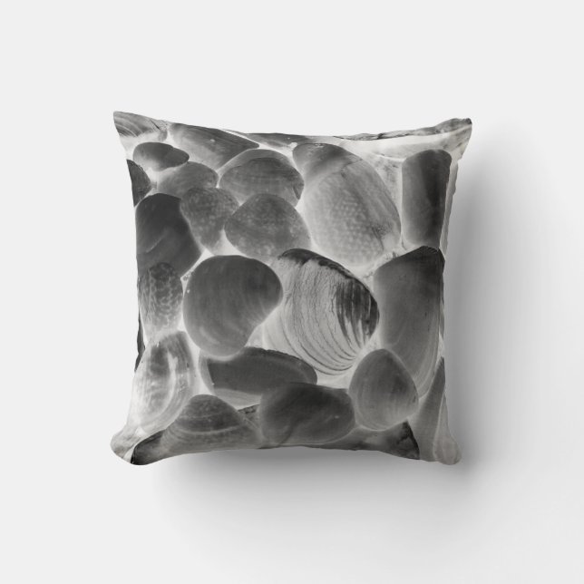 Muschel der Austern in Grautönen Kissen (Vorderseite)