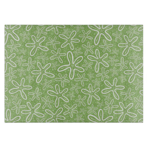 Muschel im Gepunkteten Hintergrund Schneidebrett