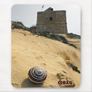 Muschel und Tower, Gozo, Malta Mousepad