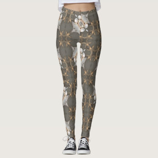Muschel von Conch und geometrische Leggings von St
