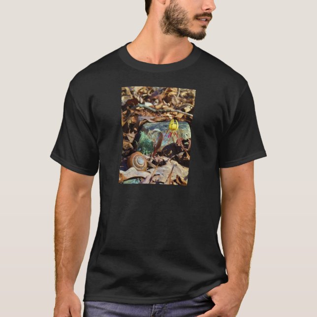 Muschel von Gelben und Pflaumen T-Shirt (Vorderseite)