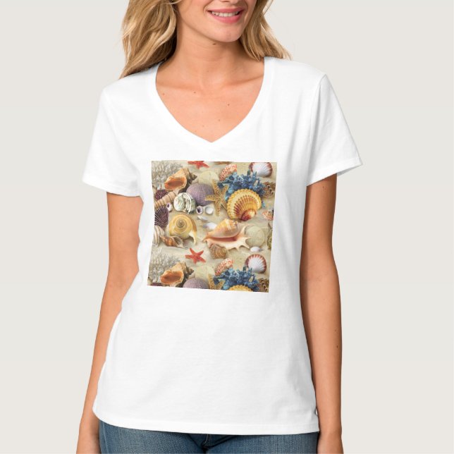 Muscheln am Strand T-Shirt (Vorderseite)