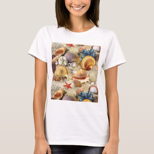 Muscheln am Strand T-Shirt (Vorderseite)