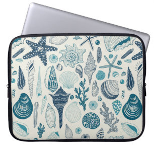 Muscheln auf weißlich laptopschutzhülle