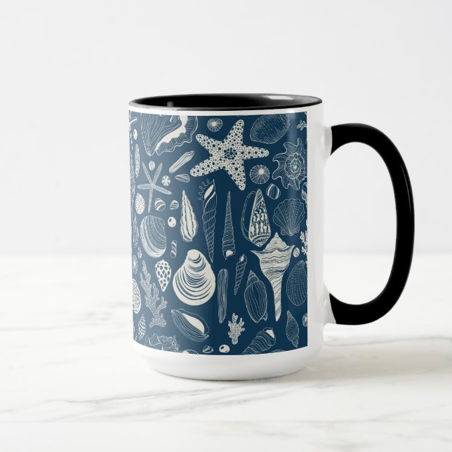 Muscheln in dunkelblau tasse (Rechts)