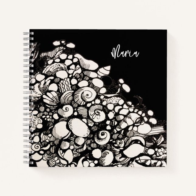 Muscheln und Kies zeichnend SpiralNotebook Notizbuch (Vorderseite)
