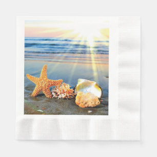 Muscheln und Seestern am Strand Serviette