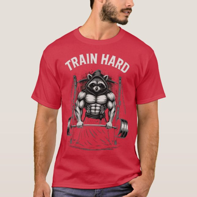 Muscular Raccoon Gym Warriorrain Hard Fitness Desi T-Shirt (Vorderseite)