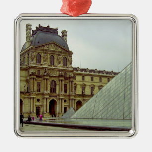 Museum Louvre Ornament Aus Metall