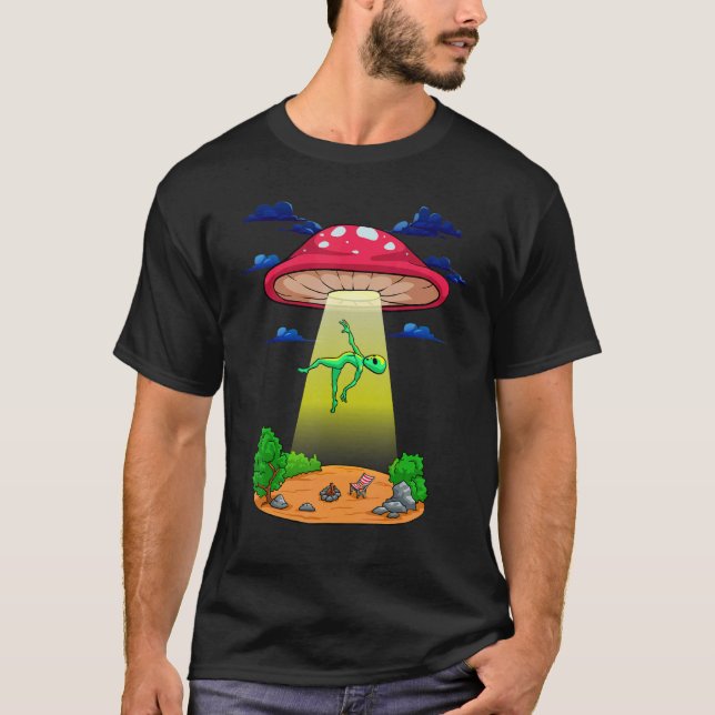 Mushroom Alien Abduction Psychedelic  Space UFO Fu T-Shirt (Vorderseite)