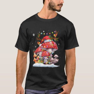 Mushroom Reindeer Weihnachtsmannmütze Xmas Lights T-Shirt
