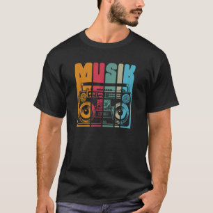 Musik altes Radio und mobiles Stereosystem T-Shirt