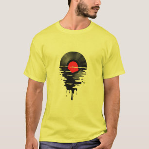 Musik bei Sonnenuntergang T-Shirt