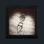 Musik zum Hochzeitsring Geschenkbox<br><div class="desc">Ein genau rechts angeknacktes Kompositionsbuch macht die ewigen Ringe zu Herzform.</div>