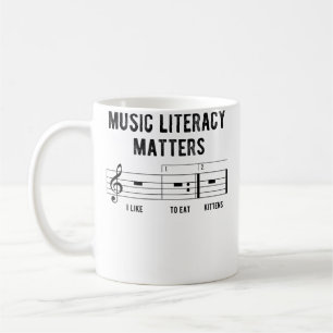 Musikalische Lesefähigkeit ist wichtig, ich esse g Kaffeetasse