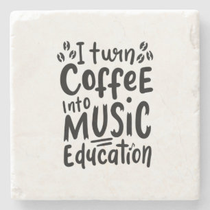 Musiklehrer machen Kaffee in Bildung Steinuntersetzer