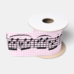 Musiknoten auf Pink Gingham Satinband