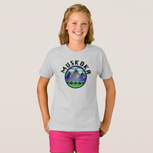 Muskoka Design (Version 2) - Mädchenstützpunkt T - T-Shirt