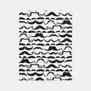 Mustache Pattern Fleecedecke