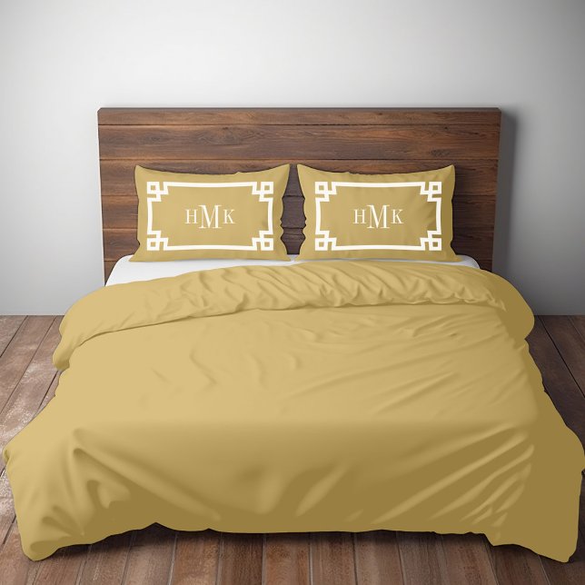 Mustard Greek Key Monogram Standard Pillow Case Kissenbezug (Von Creator hochgeladen)