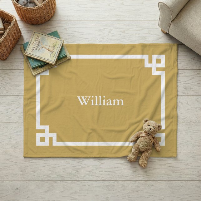 Mustard Yellow and White Greek Key Monogram Fleecedecke (Von Creator hochgeladen)