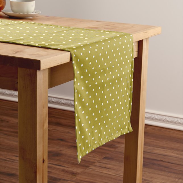  Mustard yellow white polka dots pattern  Kurzer Tischläufer (Beispiel)