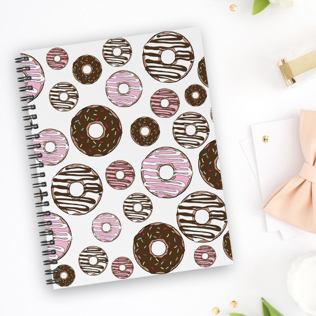 Muster der Donuts, rosa Donuts, braune Donuts Notizbuch (Von Creator hochgeladen)