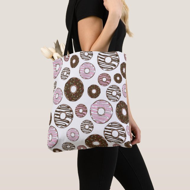 Muster der Donuts, rosa Donuts, braune Donuts Tasche (Von Nahem)