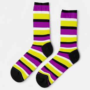 Muster der gelben Lila Streifen Socken