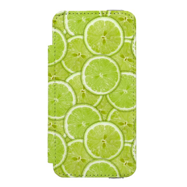 Muster der grünen Limonen Scheiben Incipio iPhone Geldbeutel-Hülle (Folio Vorderseite)