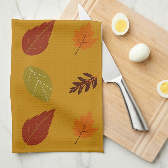 Muster der Herbstlaube für Herbst-Erdtonfarben Geschirrtuch (Viertel Falte)