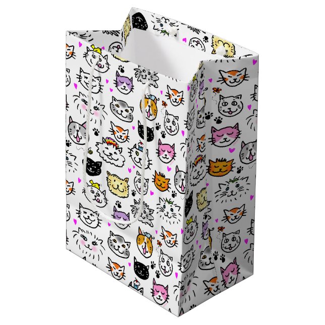 Muster der Katzenfackeln Mittlere Geschenktüte (Vorderseite Schrägansicht)