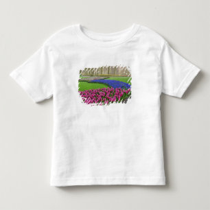 Muster der Traubenhyazinthe, Tulpen und 2 Kleinkind T-shirt