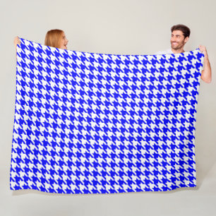 Muster für blaues und weißes geometrisches Hahnent Fleecedecke
