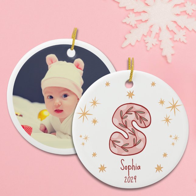 Muster für florale Monogramm-Sterne Keramik Ornament (Baby Girl’s First Christmas with Initial S Ceramic Ornament)