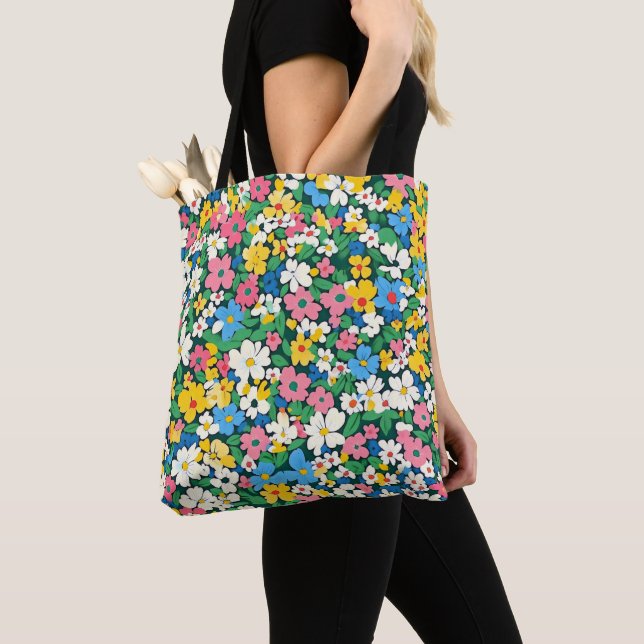 Muster für kleine Frühlingsblumen Tasche (Von Nahem)