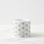 Muster für Lavendel- und Minzhexagons und Kreise Espressotasse<br><div class="desc">Elegante und stilvolle Hexagons und Kreise nahtloses Muster mit sanften Minze- und leichten Lavendelfarbhexagonen und sanften,  hellgelben Kreise in zwei Größen. Stilvolles Design und ein stilvolles Monogramm. Personalisieren Sie die Initialen und den Text.</div>