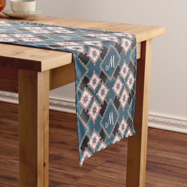 Muster für moderne Chic Geometric Floral Monogram Kurzer Tischläufer (Beispiel)