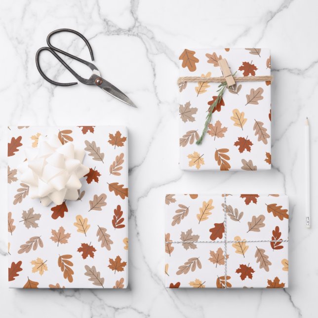 Muster für niedliche braune Herbstlaube Geschenkpapier Set (Vorderseite)