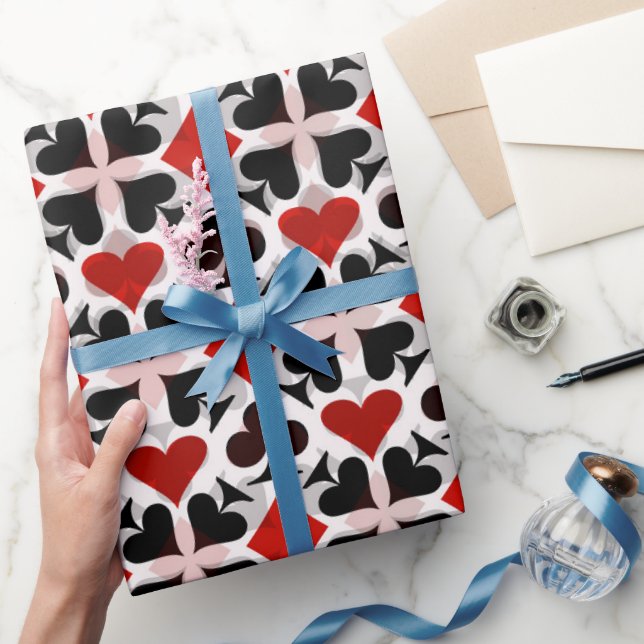 Muster für rote, schwarze und weiße Kartenzeichen Geschenkpapier (Schenken)