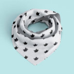 Muster für schöne Katzen Halstuch<br><div class="desc">Adorable schwarz-weiße Katzen nahtlose Muster-Design perfekt für die Katzenfrau in Ihrem Leben.</div>