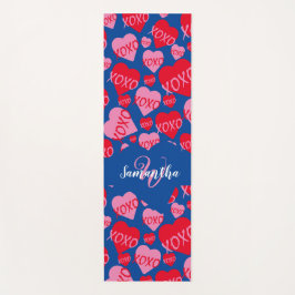 Muster Herz XOXO Liebe Rot Rosa Blau Monogramm Yogamatte