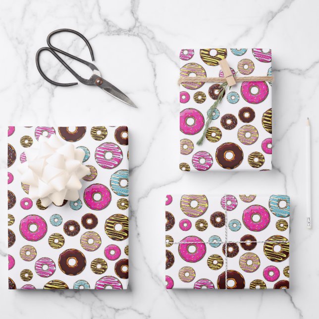 Muster von Donuts, farbenfrohe Donuts, Sprinklen Geschenkpapier Set (Vorderseite)