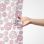 Muster von Donuts, rosa Donuts, Sprinklen Schal<br><div class="desc">Niedliches,  lustiges und hübsches Muster mit rosa Donuts. Modernes und trendiges Geschenk,  perfekt für den Donut Liebhaber in Ihrem Leben.</div>