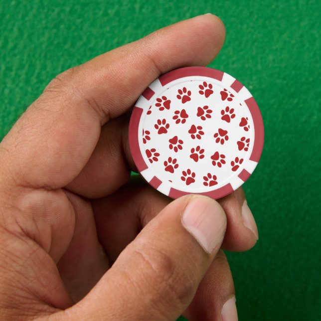 Muster von Paws, Hundebahnen, roten Pfoten Pokerchips (Hand)