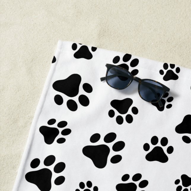 Muster von Paws, Hundeschäften, Schwarz und Weiß Strandtuch (Beispiel)