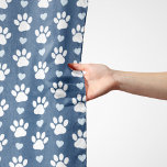 Muster von Pfähnen, Hundpfägen, weißen Pfoten, bla Schal<br><div class="desc">Niedlich,  lustig und bezaubernd mit weißen Pfoten und blauen Herzen. Modernes und trendiges Geschenk,  perfekt für den Hundeliebhaber in Ihrem Leben.</div>