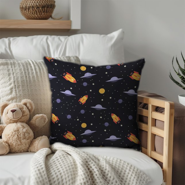 Musterraum lavendel orange schwarz kissen (Pattern space lavender orange black throw pillow.)