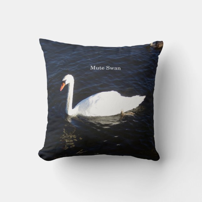 Mute Swan Quadratkissen Kissen (Vorderseite)