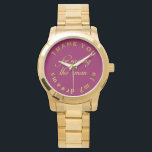 Mutter des Gräuelgeschenks / Mann meiner Träume An Armbanduhr<br><div class="desc">Designer Mutter des Groom Geschenke - Mutter im Recht Geschenk-Danke, dass du den Mann meiner Träume Text-Design in Gold-Folie Textur auf JEDE CUSTOM FARBE auf deine Wünsche. HINWEIS: Die Hintergrundfarbe ist tatsächlich transparent, sodass Sie sie leicht in eine beliebige Farbe ändern können: Klicken Sie auf die Schaltfläche Anpassen> Klicken Sie...</div>